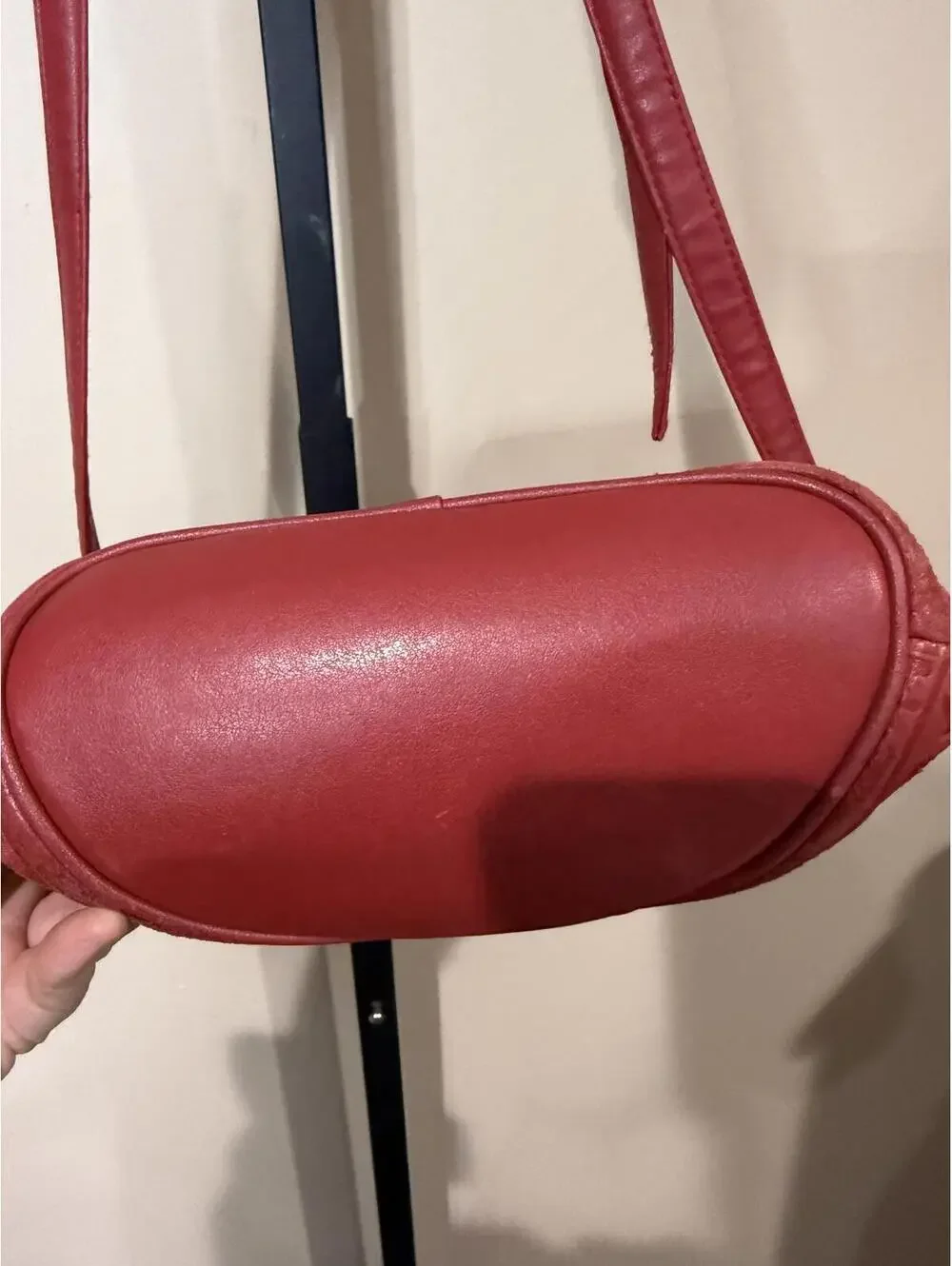Red Embossed Leather Women's Shoulder Bag Vintage 90s